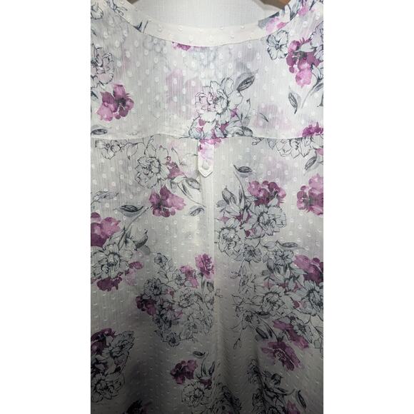 Torrid Women's Harper White Floral Clip Dot Blouse Sz 3X Whimsical Semi Sheer - Picture 6 of 9